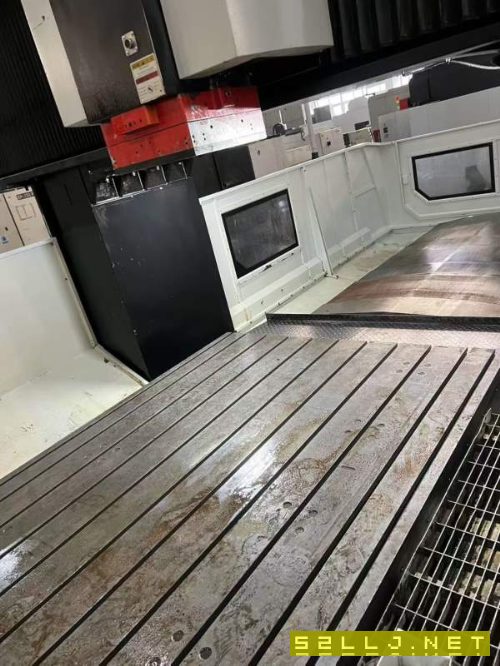 刚刚到货南通国盛4028龙门加工中心,工作台2000/4000m.