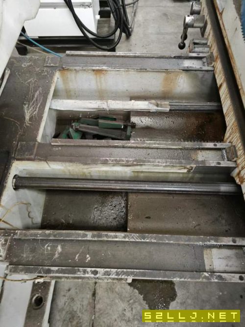 出售一台沙尔曼镗床，原装进口，镗杆直径85，带数显，.