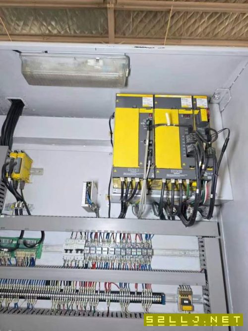 台湾原装荣田800数控立车,荣田VL-86H重型立车,旋转.