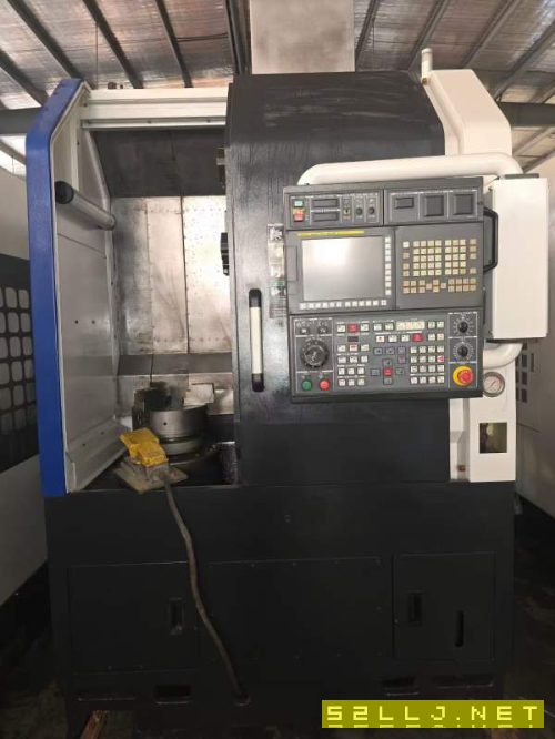 同款20台,威亚LV300数控立车