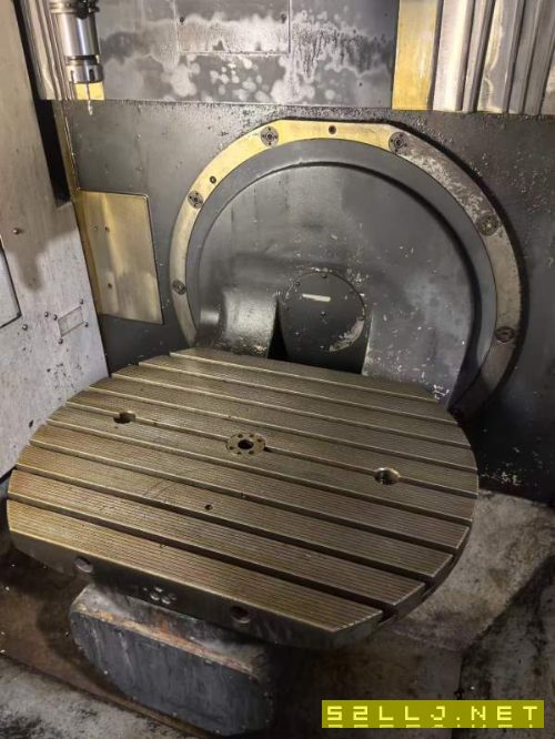 刚刚出炉的德玛吉70五轴加工中心,原汁原味,在位便宜.