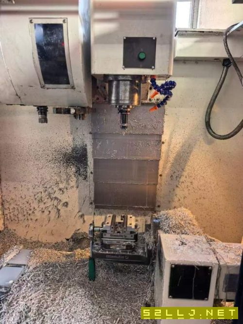 在位出售同款两台东台720带170四轴,BT40主轴一万转