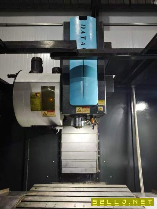 出售同款两台杭州大天855加工中心、发那克MFPlus系统.