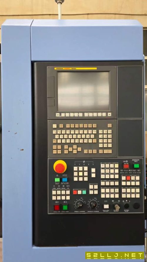 同款2台斗山515立式加工中心