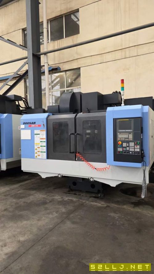 同款2台斗山515立式加工中心