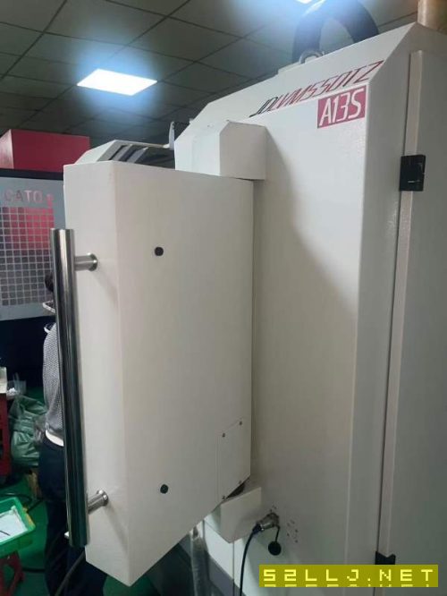 北京精雕550TZ一台