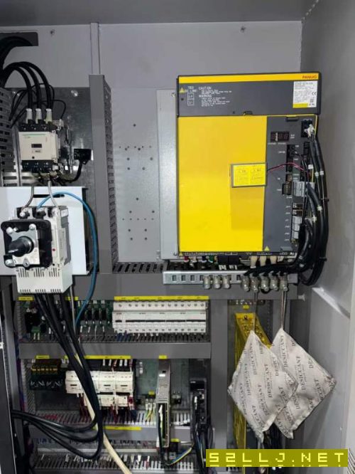 哈挺200车床,同款3台