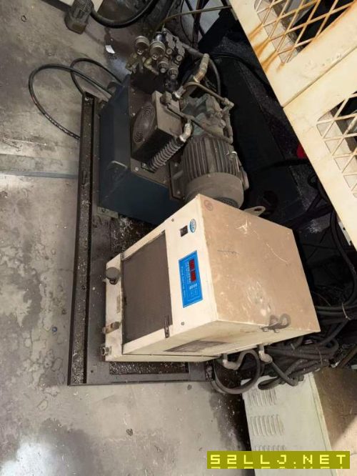 新定乔峰630单台卧加，工作台630630，三轴行程1300950.