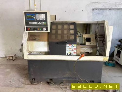 2018年金火6132数控车床，广数系统，导轨如精品