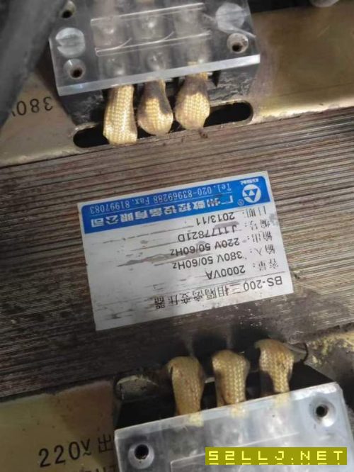 精品沈阳CAK630数控车床,线轨,6寸卡盘,排刀,广数.