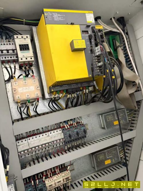 佛威1062三轴线轨，罗毅主轴8000转带油冷机，圣杰24把.