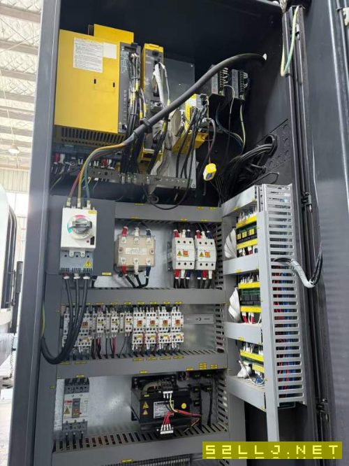 2018年威亚f500带四轴。