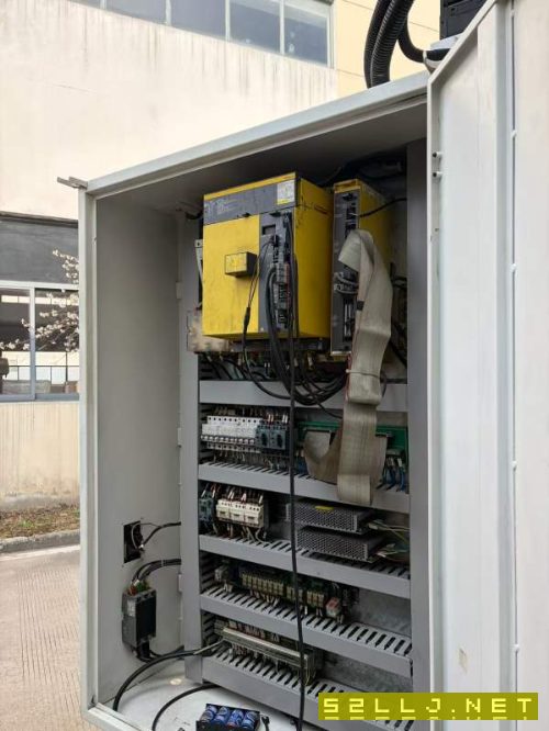 佛威1060三轴硬轨。