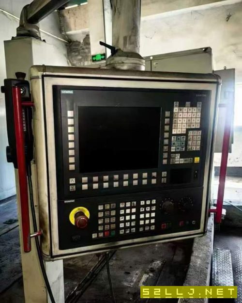 出售昆明道斯WHN130Q刨台式铣镗加工中心，40把刀库，.