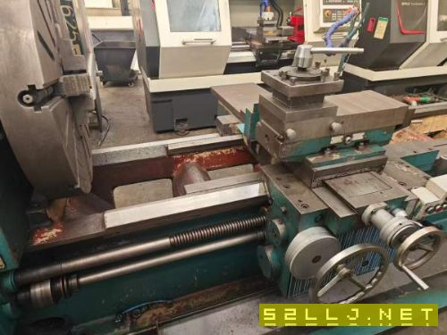 出售星火2010年产CWA6185X4000普车,导轨宽600,卡盘.