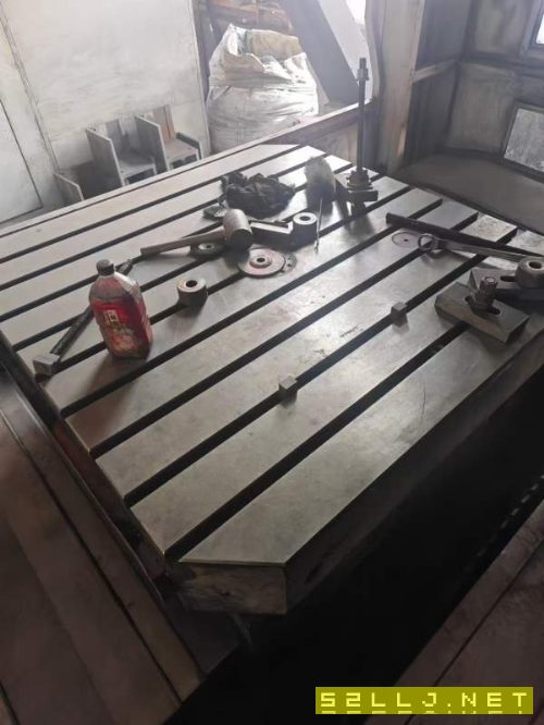 在位出售2015年中捷产1250双工位卧加，法拉克31i系统.