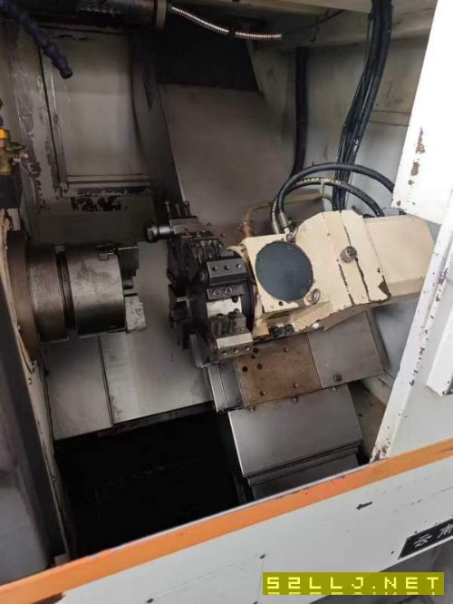 精品云南精机45斜轨车床，6寸卡盘，8工位刀塔，凯恩帝.