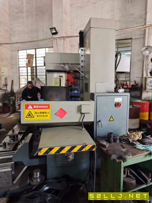 精品2015年桂北71631.25米平面磨床，630mm1.25米，工.