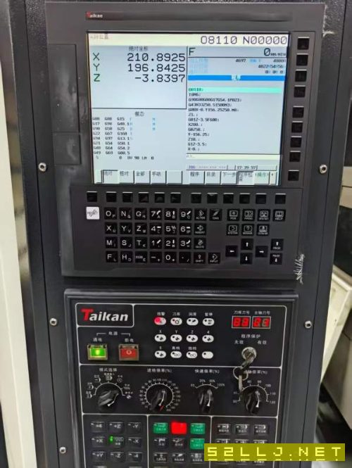 带中心出水的855到货了,新到一台2022年台群856S加工.