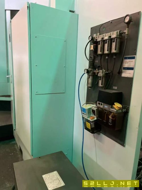 海天精工800卧加，HTM-80H三轴硬轨，日本新泻x轴行程1.