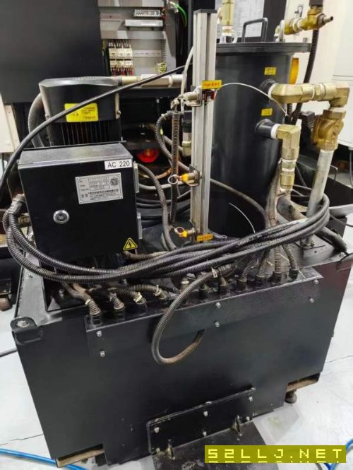 带中心出水的855到货了，新到一台2022年台群856S加工.