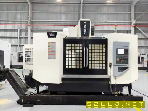 新到一台2021年台群1375重型加工中心，主轴带中心出水.