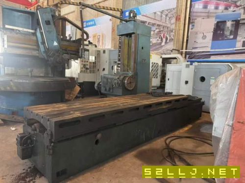 新到2014年南通京鼎900mm3.3米端面铣,侧面铣超低价出.