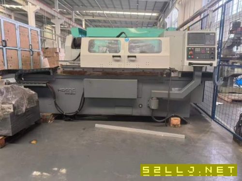 准新机:2022年威海华东MK13321米数控外圆磨，厂里买了.