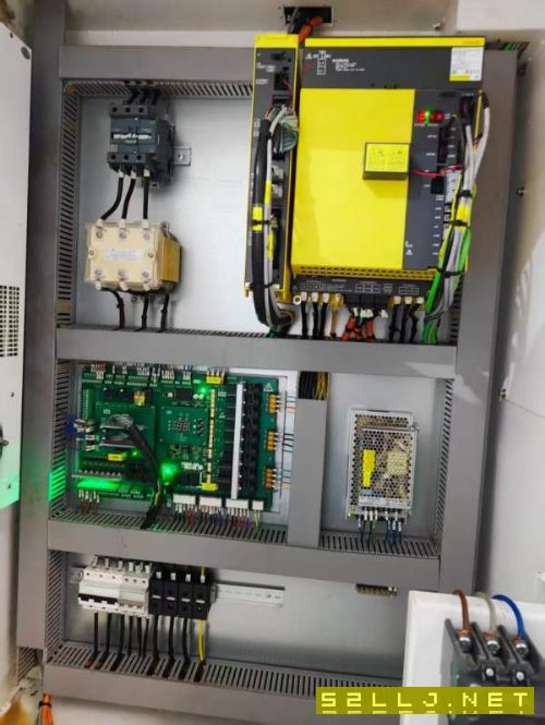 新到一台2023年安装少用良将两线一硬1580重型加工中心.