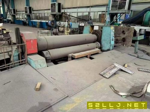 原价70多万购买的，长治三辊卷板机！型号CDW11XNC-，.