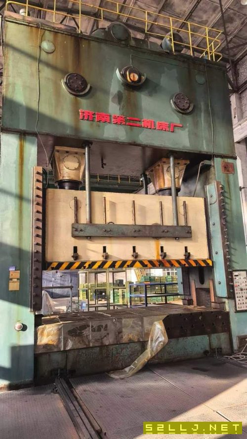 济南二机产J36-800，謻台，军工厂设备。价格优惠。用.