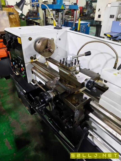 几乎全新的大连CDS6136车床，完全替代新机