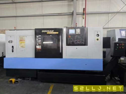 同款两台韩国原装斗山PUMA280M车铣复合，发那科系统，.