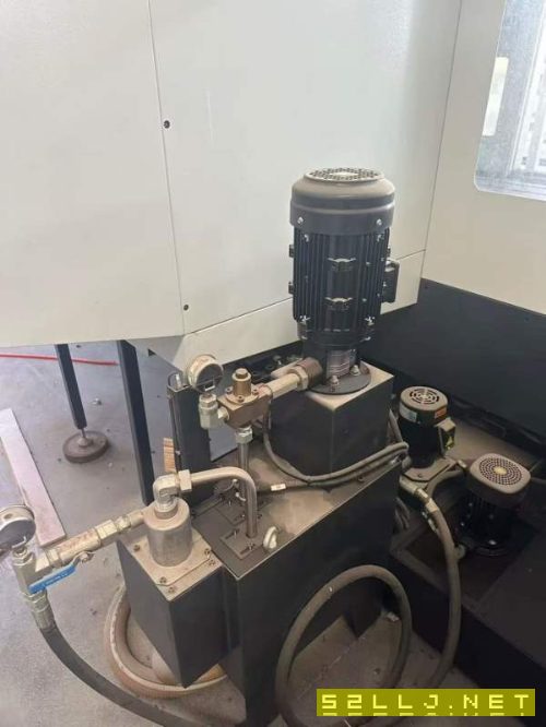 海天2米龙门加工中心，海天精工GLU13IIx21数控龙门加.