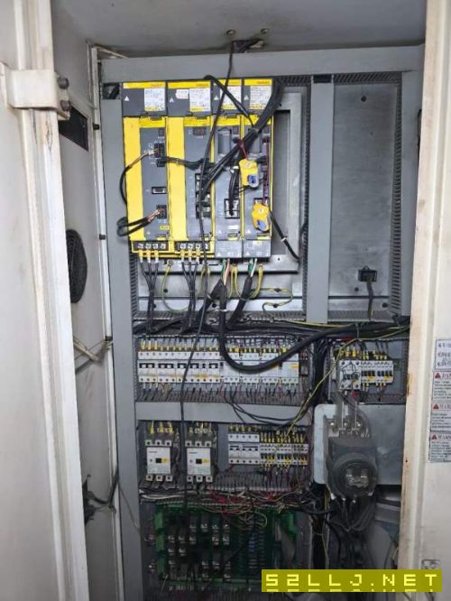 几万块一台需要的联系常州多棱V55,三轴线轨,工作台.