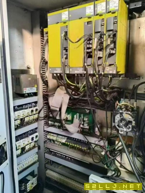 友佳FVP40A，同款2台，一带台中心出水，Z轴加高750。.