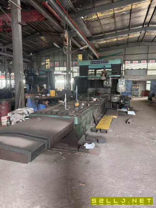 刚刚买下一台精品重型2012年南通龙门铣床加工尺寸1.6.