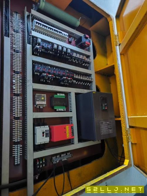 2023年齐二集团C5126立车，加工直径2.6米，卡盘直径2..