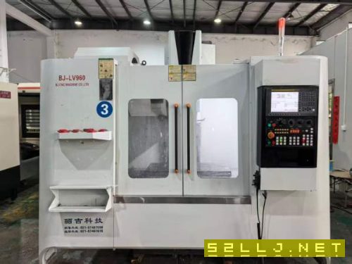 上海皕吉960立加三轴滚柱导轨发那科0i-MFplus系统BT40.