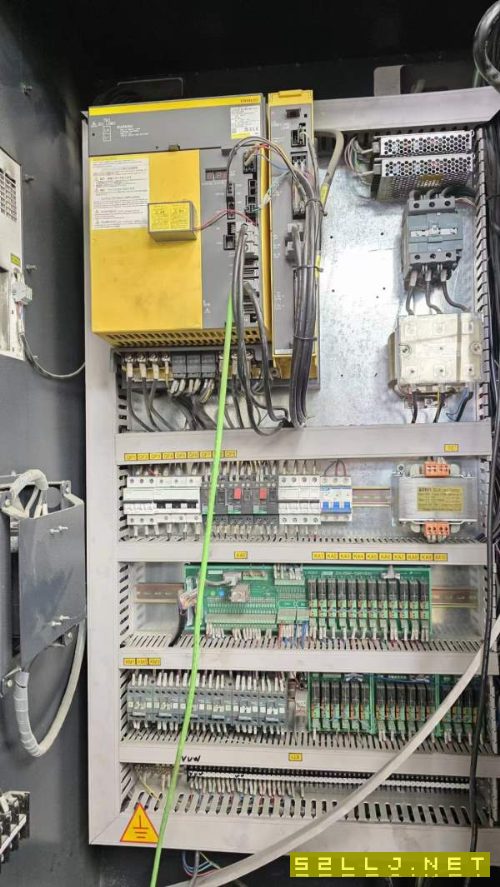 海特1580重型数控加工中心，BT50主轴24把刀库，发那科.