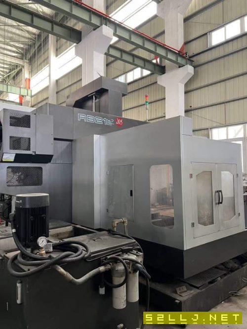 台湾威力212龙门加工中心同款两台发那科18i-MB系统工.