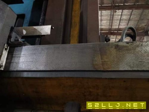 齐齐哈尔机床厂C5123立式车床，设备用的不多，导轨满.