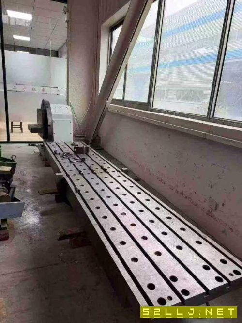 台湾谭兴800四轴！带尾座台工作台！