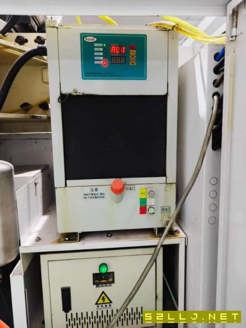 2021年江苏厚道850加工中心,发那科OI-MFPlus系统BT40.