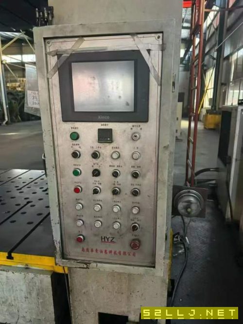 华东，630吨框架油压机，伺服驱动，有效台1800/3000，.