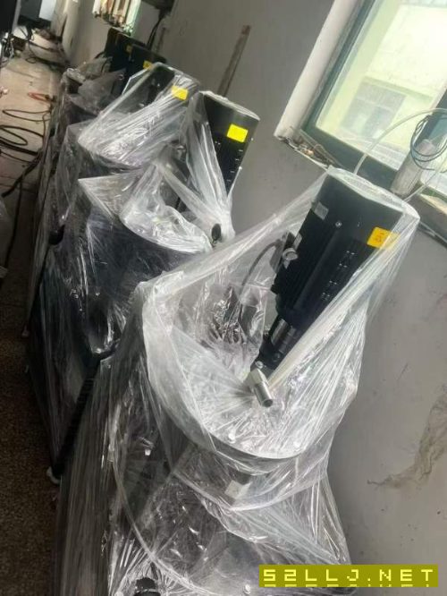 现货同款还有2台全新1166加工中心,带主轴中心出水立.