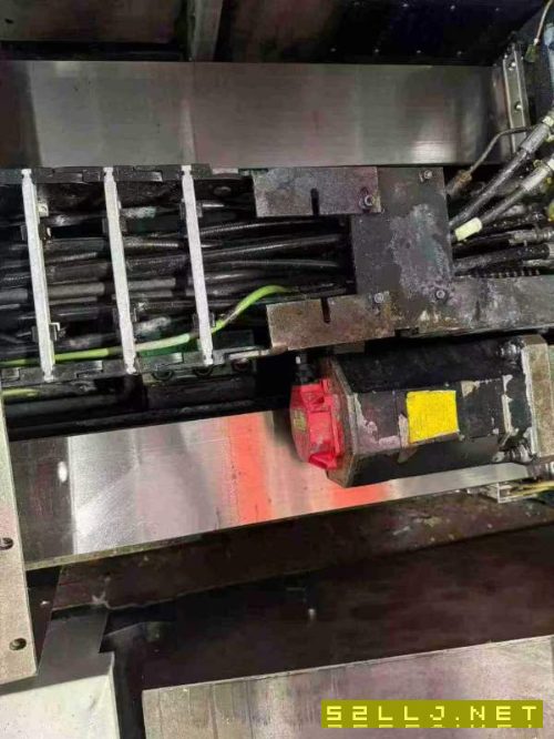 还剩二台：韩国原装斗山HM500双工位卧加，FANUC31i系.