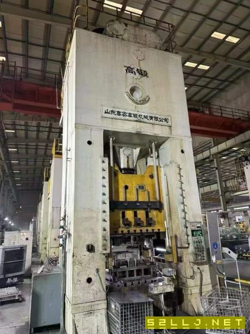 1台800，3台630需要的朋友在联系我，西安提货800吨一.