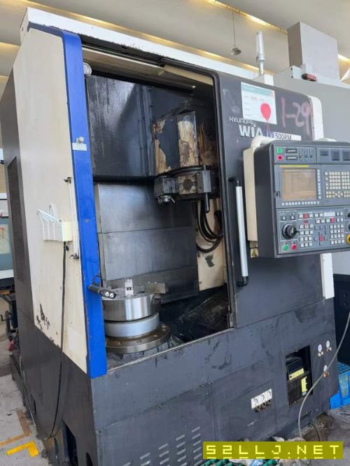 威亚LV500RM数控立车发那科32i系统转速低档2000，4000.