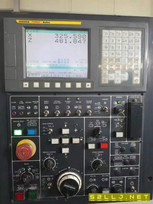 斗山PUMA305数控车床,车削直径420,车削长度648,主.